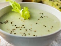 Selymesen sűrű zellerkrémleves zellerkrémleves