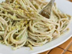 Krémes avokádós spagetti sok-sok parmezánnal avokádókrémes spagetti