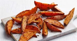 Rozmaringos édesburgonya sütőben készítve rozmaringos édesburgonya