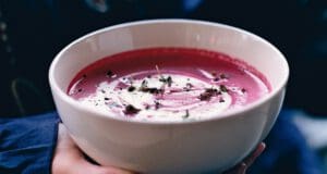 Melengető krémleves sült céklából sült cékla leves