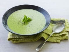 Selymes zöldborsó-krémleves zöldborsó krémleves