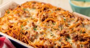 Tepsiben sült bolognai spagetti tepsiben sült bolognai spagetti