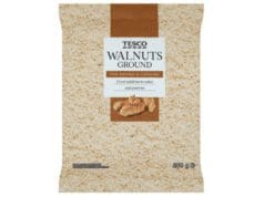 Penészes darált dióra figyelmeztet a Tesco