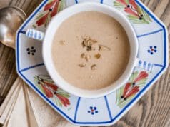 Édes gesztenyekrémleves ködös, őszi napokra gesztenyekrémleves