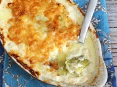 Sütőben sült sajtos póréhagyma csőben sült póréhagyma