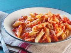 20 perces paradicsomos-tonhalas tészta paradicsomos tonhalas tészta