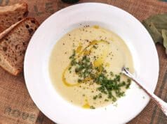 Tejszínes póréhagyma-krémleves póréhagyma krémleves