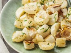 Tepsiben sült fűszeres karalábé tepsiben sült karalábé