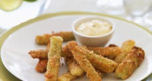 Sajttal töltött rántott szárzeller rántott szárzeller