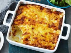 Tepsis hagymás-sajtos burgonya hagymás-sajtos burgonya