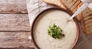 Tejszínes karalábé-krémleves karalábé krémleves