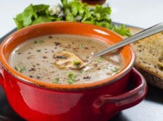 Gombakrémleves erdei gombából erdei gombakrémleves