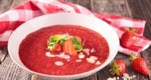 Selymes erdei gyümölcsleves erdei gyümölcsleves