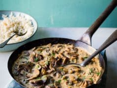 Tejfölös gombapörkölt gombapörkölt