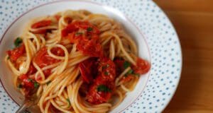 Villámgyors szardellás spagetti szardellás spagetti