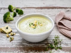 Kéksajtos brokkolikrémleves kéksajtos brokkolikrémleves