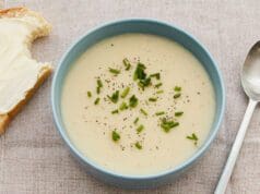 Póréhagymás burgonyakrémleves Póréhagymás burgonyakrémleves