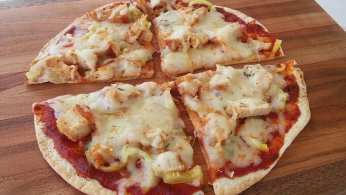 Tortilla pizza