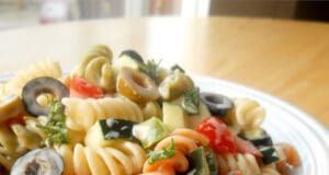 Nyárias olasz tésztasaláta olaszos tésztasaláta recept