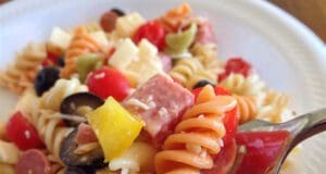 Tésztasaláta a könnyed nyári esték vacsorája Tésztasaláta