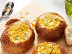 Sajtos brokkoli leves Sajtos brokkoli leves