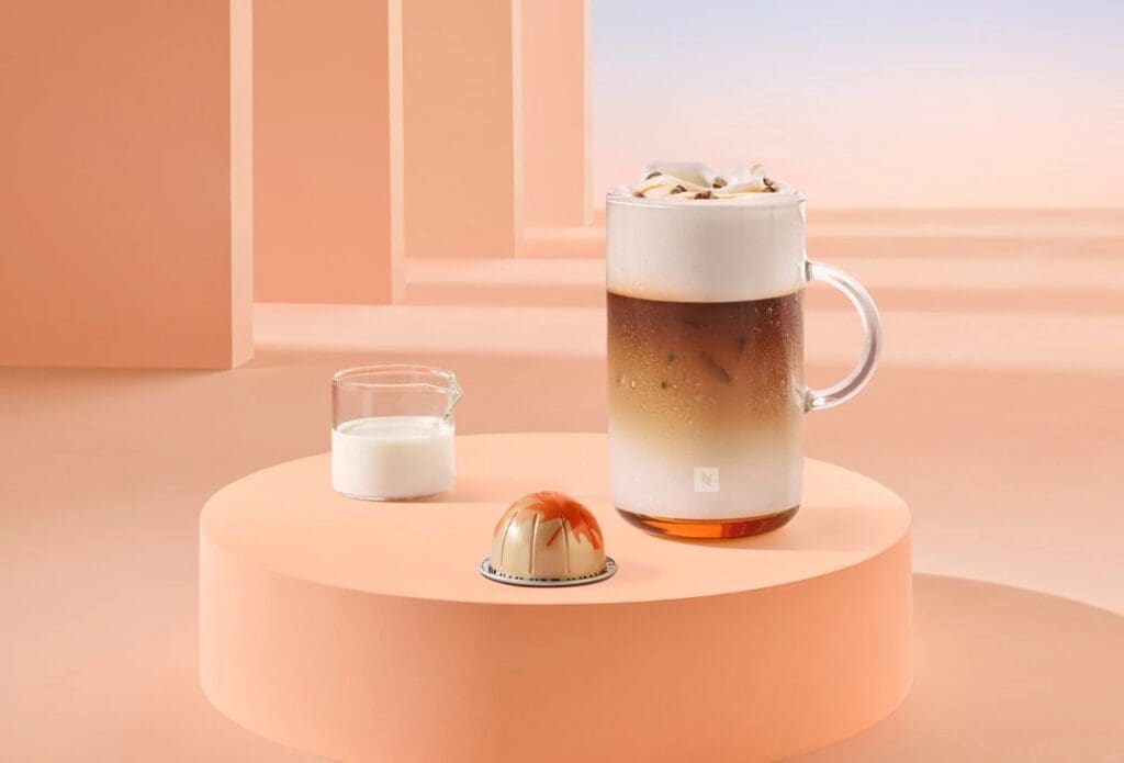 Hódít a pekándiós latte 2 Nespresso Vertuo Maple Pecan jeges latte