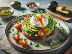 Avokádós pirítós buggyantott tojással