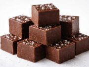 Krémes Nutellás csokikocka – sütés nélküli desszert, ami mindig betalál