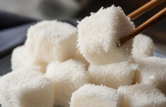 Kantoni kókuszos tejpuding: a dim sum desszert, amihez nem kell zselatin Kantoni kókuszos tejpuding: a dim sum desszert, amihez nem kell zselatin