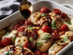 Egytepsis caprese csirke: a 30 perces vacsora, ami nem szárad ki Egytepsis caprese csirke: a 30 perces vacsora, ami nem szárad ki